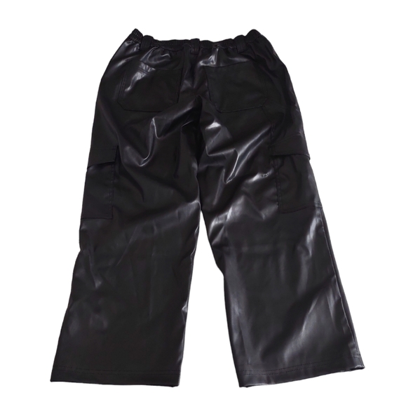 NWT Almost Famous Large Black Faux Leather Skater Cargo Pants - Picture 2 of 13